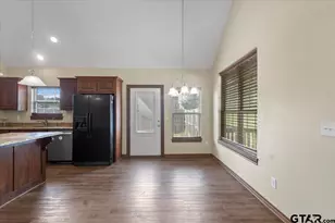 21803 County Rd 2178, Troup, TX 75789 - Photo 10