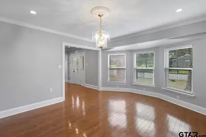 627 W 2nd St., Tyler, TX 75701 - Photo 10