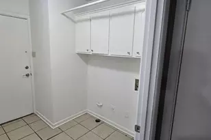 410 S Carriage Dr, Tyler, TX 75703 - Photo 10