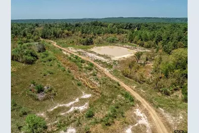 4661 Cr 335, Palestine, TX 75803 - Photo 2