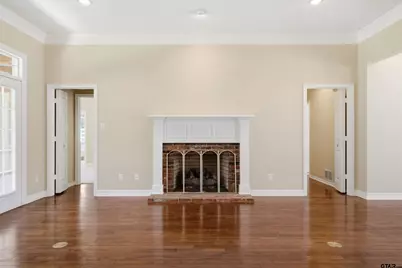 3403 Pinecreek Dr., Tyler, TX 75707 - Photo 6