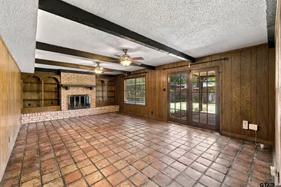 2701 Fairfax Dr, Tyler, TX 75701 - Photo 6