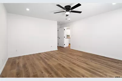 500 W Vance, Tyler, TX 75702 - Photo 24