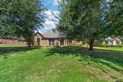 511 Southcreek, Chandler, TX 75758 - Photo 2