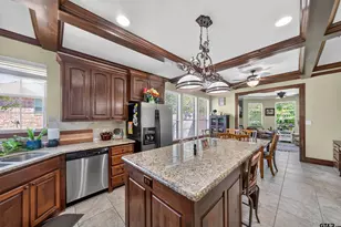 511 Southcreek, Chandler, TX 75758 - Photo 10