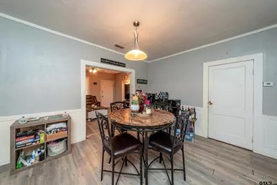 717 Adams St, Jacksonville, TX 75766 - Photo 12