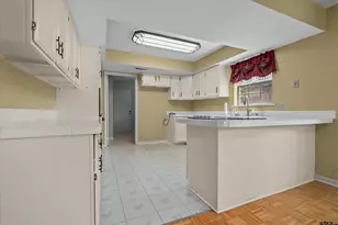 5820 Foxcroft Rd, Tyler, TX 75703 - Photo 16