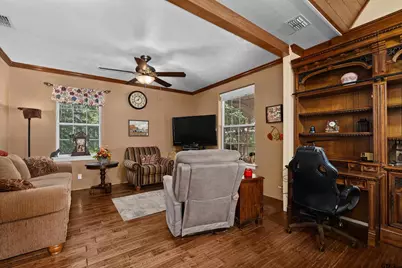 535 Oakwood Dr, Kilgore, TX 75662 - Photo 8