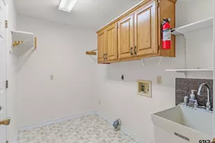 241 Woodside Ln, Holly Lake Ranch, TX 75765 - Photo 34