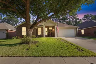 621 Winding Brook Ln, Tyler, TX 75703 - Photo 2