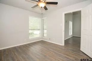 5821 Hollytree Dr, Tyler, TX 75703 - Photo 10