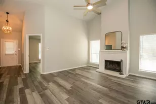 5831 Hollytree Dr, Tyler, TX 75703 - Photo 8