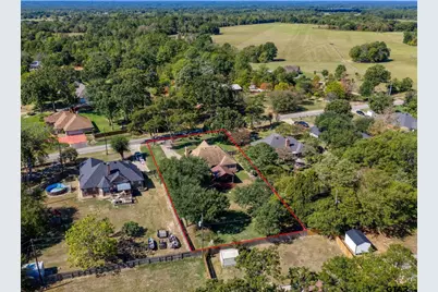 806 Cr 2220, Mineola, TX 75773 - Photo 32