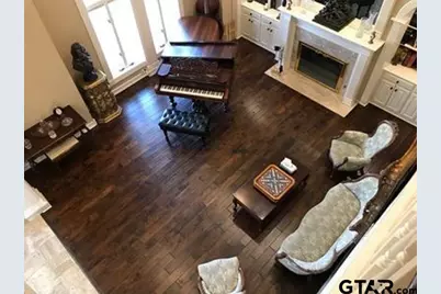 6704 Hollytree Circle, Tyler, TX 75703 - Photo 10