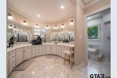 6704 Hollytree Circle, Tyler, TX 75703 - Photo 22