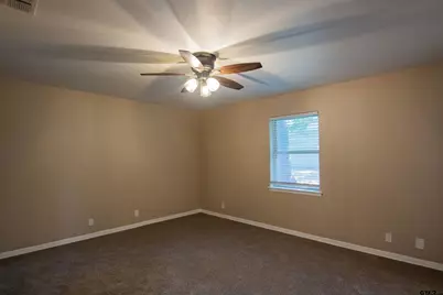 116 Fairview Dr, Longview, TX 75604 - Photo 28