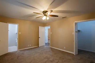 116 Fairview Dr, Longview, TX 75604 - Photo 30