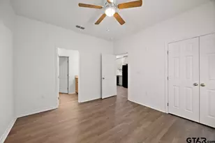 504 Neches St, Jacksonville, TX 75766 - Photo 10