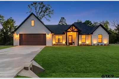 404 Small Oaks Road, Kilgore, TX 75662 - Photo 1