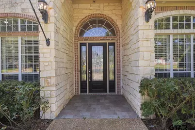 1609 Holcomb Cir, Tyler, TX 75703 - Photo 4