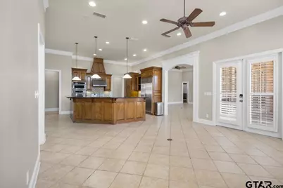 1609 Holcomb Cir, Tyler, TX 75703 - Photo 16