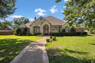 1609 Holcomb Cir, Tyler, TX 75703 - Photo 2
