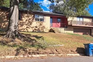 103 Alberta Ave, Henderson, TX 75654 - Photo 2