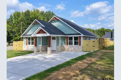 2921 N Border Ave, Tyler, TX 75702 - Photo 2