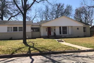 2005 Pickwick Ln, Tyler, TX 75701 - Photo 1