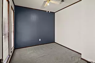 600 W 12th St, Clarksville, TX 75426 - Photo 22