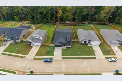 16410 Crossing Circle, Lindale, TX 75771 - Photo 30