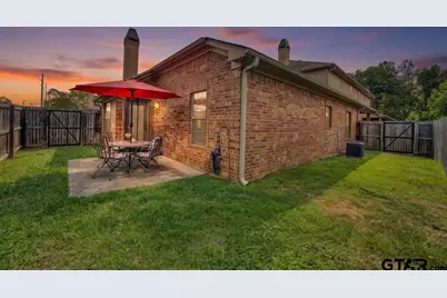 901 Wilcrest Place, Longview, TX 75604 - Photo 22
