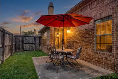 901 Wilcrest Place, Longview, TX 75604 - Photo 26