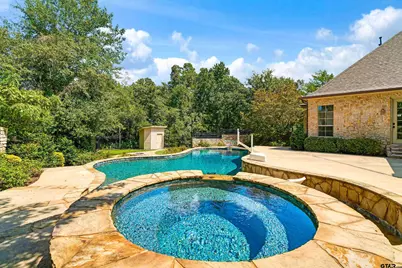 4045 Stonegate Blvd, Tyler, TX 75703 - Photo 8