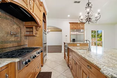 4045 Stonegate Blvd, Tyler, TX 75703 - Photo 14