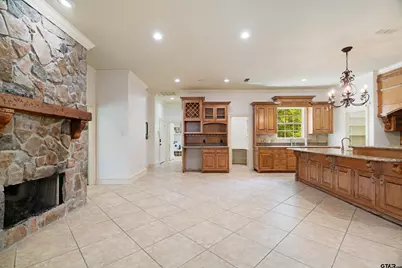 4045 Stonegate Blvd, Tyler, TX 75703 - Photo 12