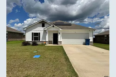 917 Martin St, Chandler, TX 75758 - Photo 1