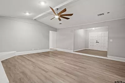105 Kent Dr, Pittsburg, TX 75686 - Photo 6
