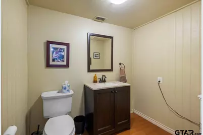 12118 County Road 313 E, Tyler, TX 75708 - Photo 16