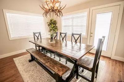 237 Lakeview Circle, Jefferson, TX 75657 - Photo 8