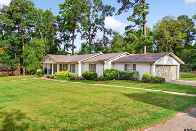 1105 E Main Street, Henderson, TX 75652 - Photo 2