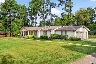 1105 E Main St, Henderson, TX 75652 - Photo 2