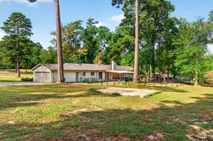 1105 E Main St, Henderson, TX 75652 - Photo 40
