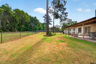 1105 E Main St, Henderson, TX 75652 - Photo 38