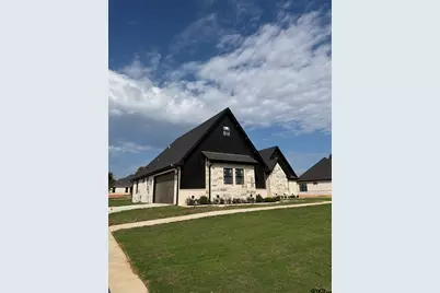 13927 Cedar Hill Ln, Tyler, TX 75704 - Photo 2