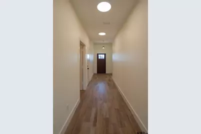 16518 Crossing Cir, Lindale, TX 75771 - Photo 2