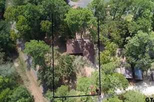 103 Lago Vista, Jacksonville, TX 75766 - Photo 2