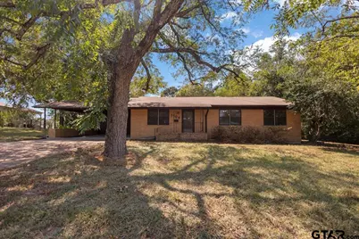1704 W Duval Street, Troup, TX 75789 - Photo 2