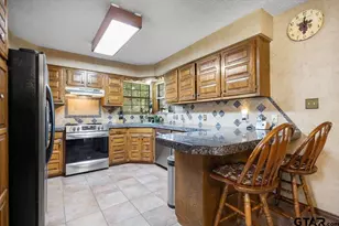 13804 Birchwood Cir, Lindale, TX 75771 - Photo 18