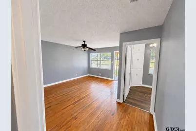939 Magnolia, Tyler, TX 75701 - Photo 4